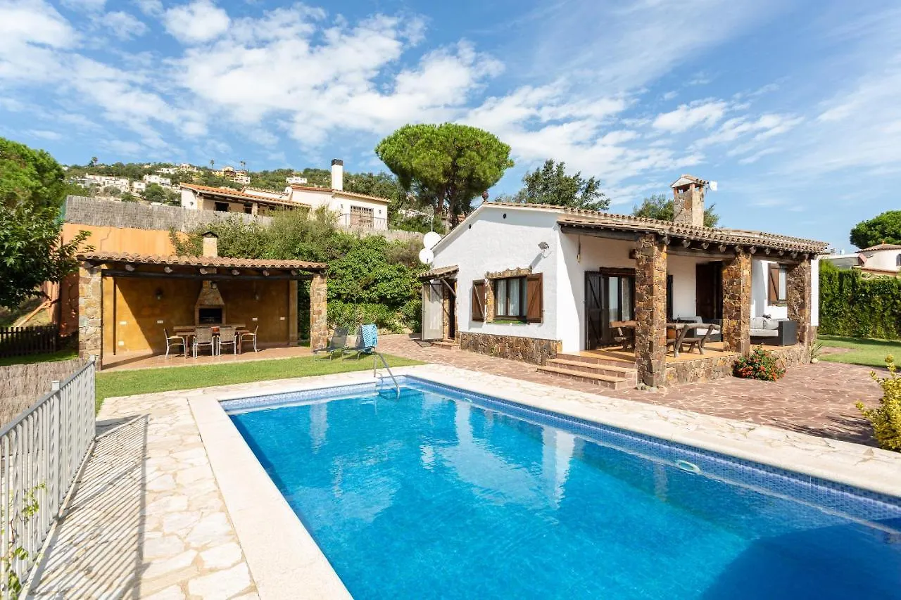 Villa With Great Mountain Views Calonge