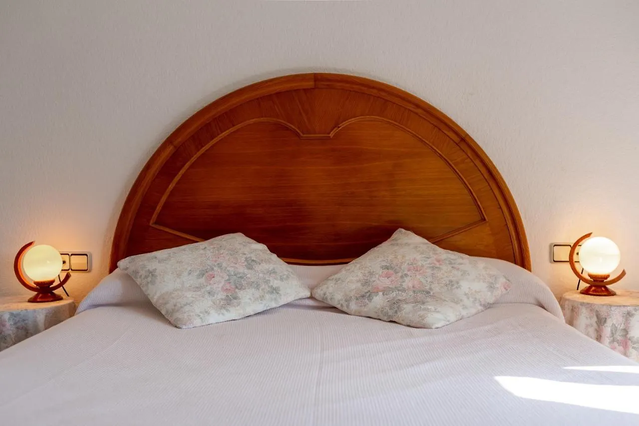Villa With Great Mountain Views Calonge